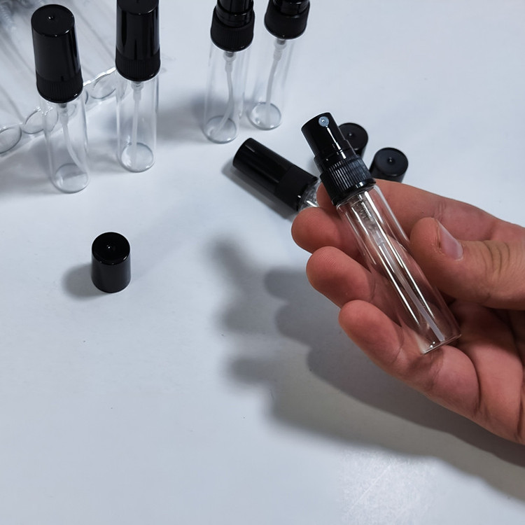 محفظه نگهداری عطر مدل bck-6 حجم 5 میلی لیتر بسته 6 عددی