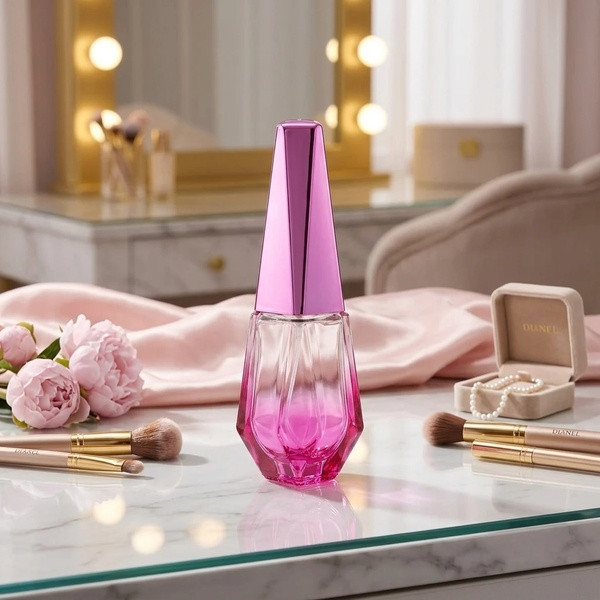 محفظه نگهدارنده عطر مدل شیشه ای لاکی ظرفیت 8 میلیلیتر