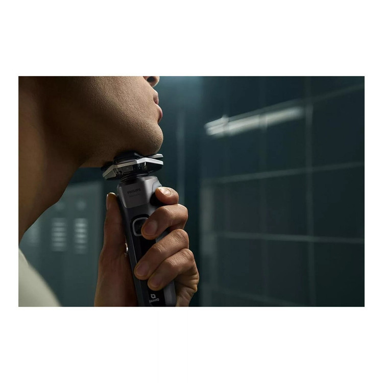ماشین اصلاح موی صورت فیلیپس مدل SHAVER 5000 Series با تیغههای کربن استیل، سنسور هوشمند، سرهای انعطافپذیر 360 درجه، ضد آب، قابلیت اصلاح با شماره صفر، شارژ سریع و منبع انرژی کابل USB