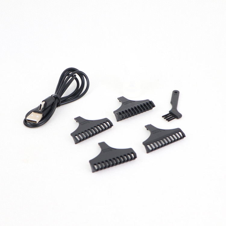 ماشین اصلاح موی سر و صورت شارژی جاماکی مدل JPC90017 با موتور 7500 دور در دقیقه، تیغه استیل ضد زنگ، طراحی ارگونومیک، نمایشگر میزان شارژ، قابلیت اصلاح با شماره صفر و شارژر تایپ سی