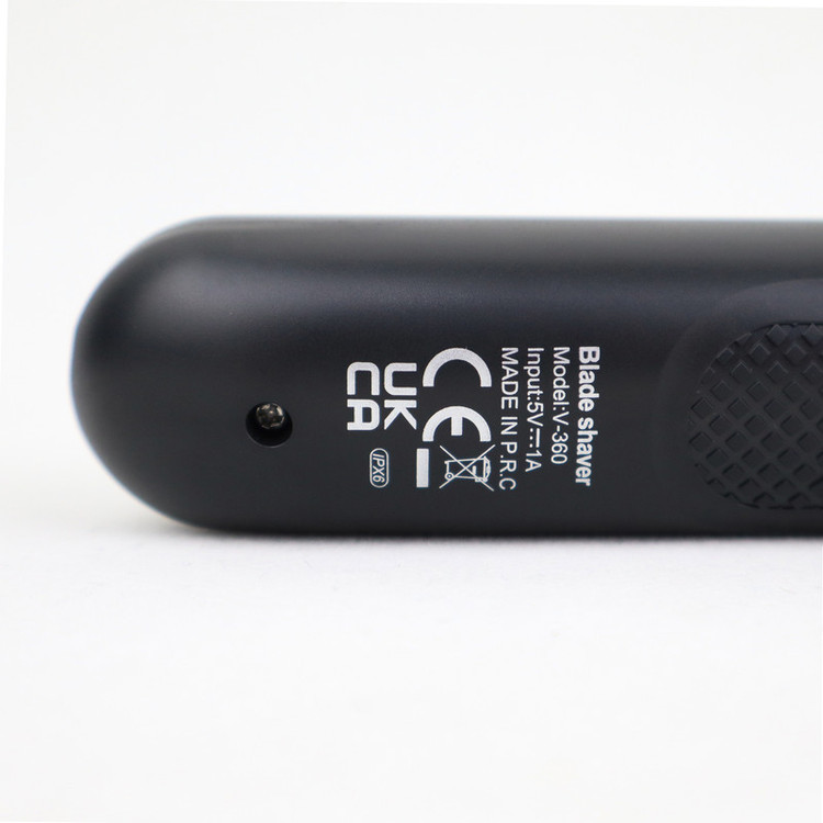 ماشین اصلاح موی صورت وی جی ار مدل V-360 professional با تیغه استیل دوطرفه، باتری لیتیوم یون 500 میلیآمپر ساعت، شارژ سریع تایپ سی، استفاده خشک و مرطوب، نمایشگر LED و قفل ایمنی ضد آب و شانه تنظیم شونده 0.1 تا 9 میلیمتری