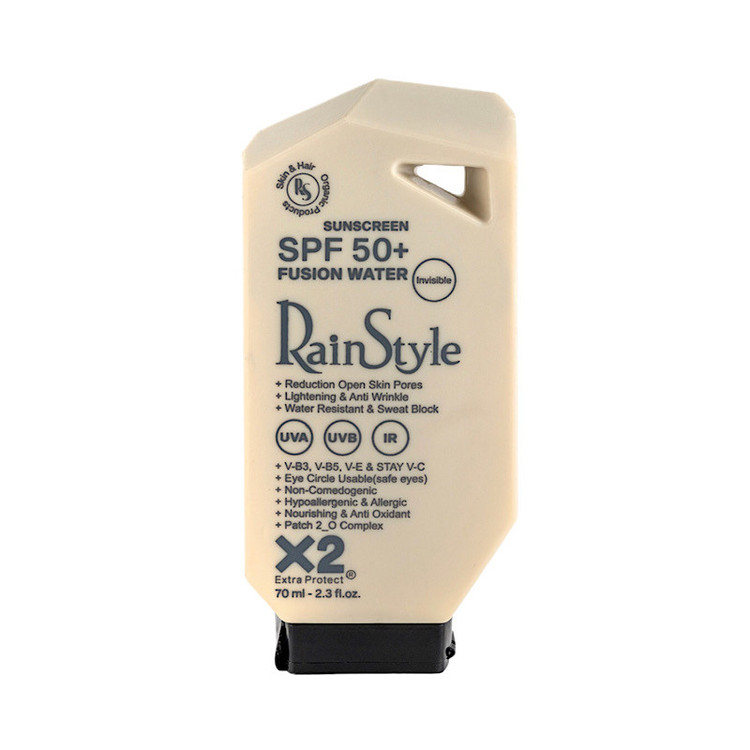 کرم ضدآفتاب بیرنگ رین استایل، SPF50، مدل فیوژن واتر، مناسب انواع پوست با حجم 70 میلیلیتر، ضد آب، محافظتکننده در برابر اشعههای UVA و UVB، ضد حساسیت، غیر کومدونزا و فاقد پارابن، روشنکننده، ضد چروک و پیری،با ماندگاری 5 ساعته