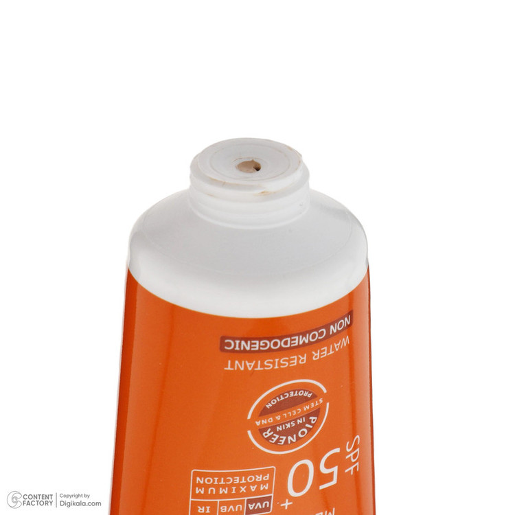 کرم ضد آفتاب رنگی فیس دوکس SPF 50 مدل فوتوزوم محافظ اشعه UVA و UVB مناسب پوستهای چرب حجم 40 میلیلیتر