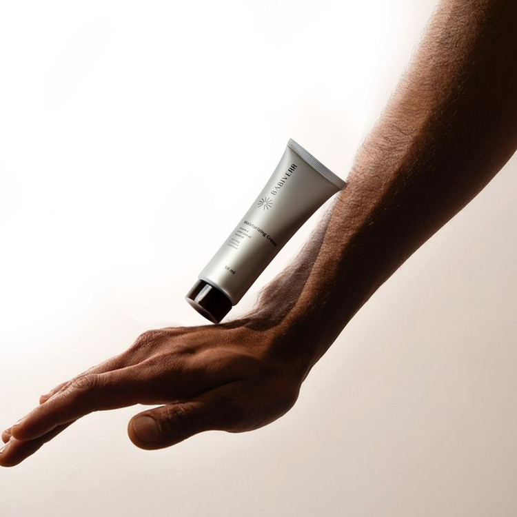 کرم آبرسان و مرطوب کننده دست و صورت باب ایور مدل روغن گیاهی ویتامینه مناسب برای انواع پوست حجم 50 میلی لیتر
