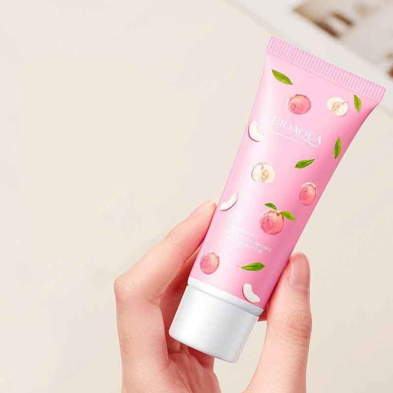 کرم مرطوب کننده بایو آکوا مدل Peach Extract حجم 30 میلی لیتر