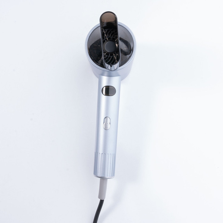 سشوار دی اس پی مدل 30414 با موتور قدرتمند DC385 و توان 1600 وات، دارای صفحه نمایش دیجیتال، سه حالت دمایی، سری متمرکز کننده و کابل 1.8 متری، مناسب استفاده خانگی و نیمه حرفهای