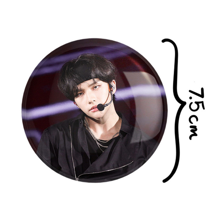آینه جیبی خندالو طرح هیونجین گروه استری کیدز Stray Kids مدل تاشو کد 11866