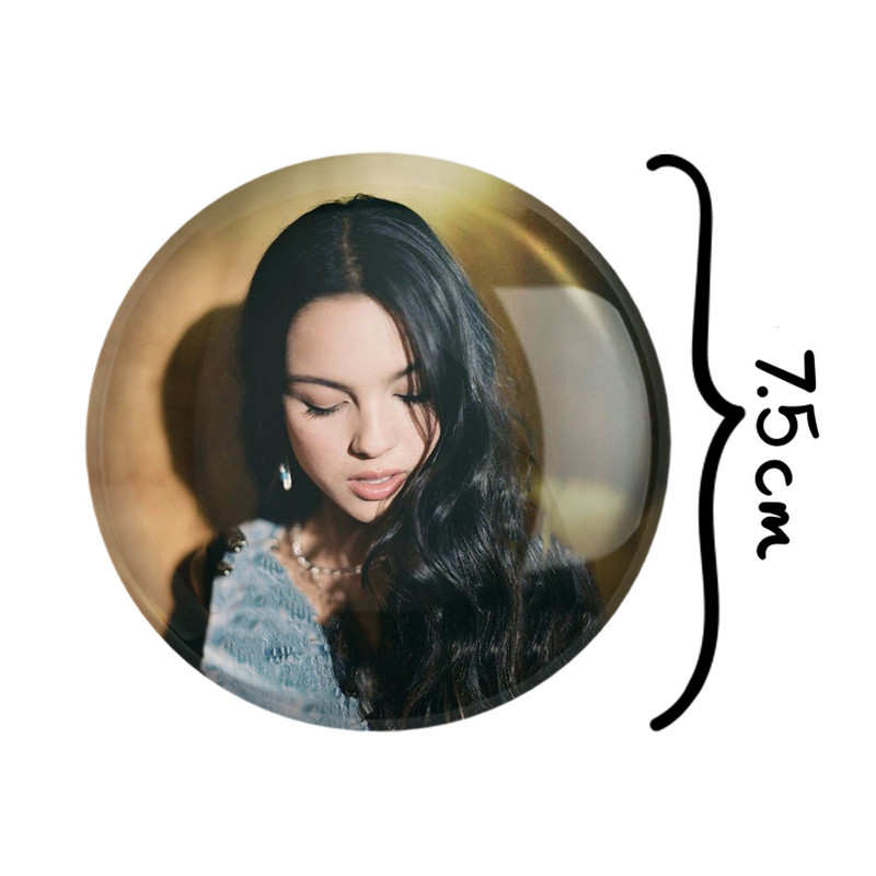 آینه جیبی خندالو طرح اولیویا رودریگو Olivia Rodrigo مدل تاشو کد 19275