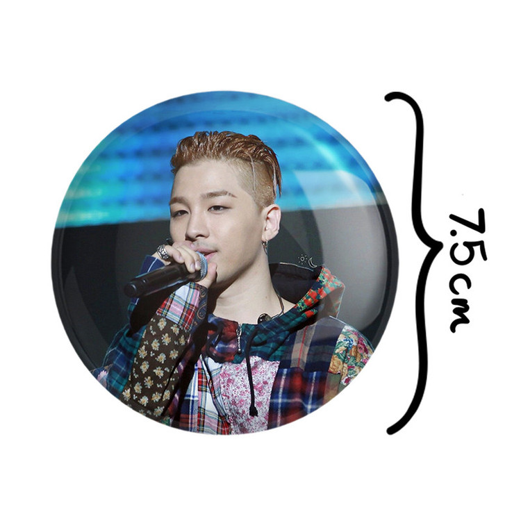 آینه جیبی خندالو طرح ته یانگ گروه بیگ بنگ BIGBANG مدل تاشو کد 12572