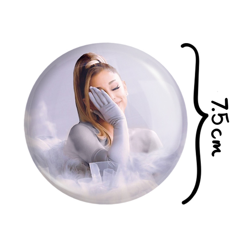 آینه جیبی خندالو مدل آریانا گرانده Ariana Grande کد 19062