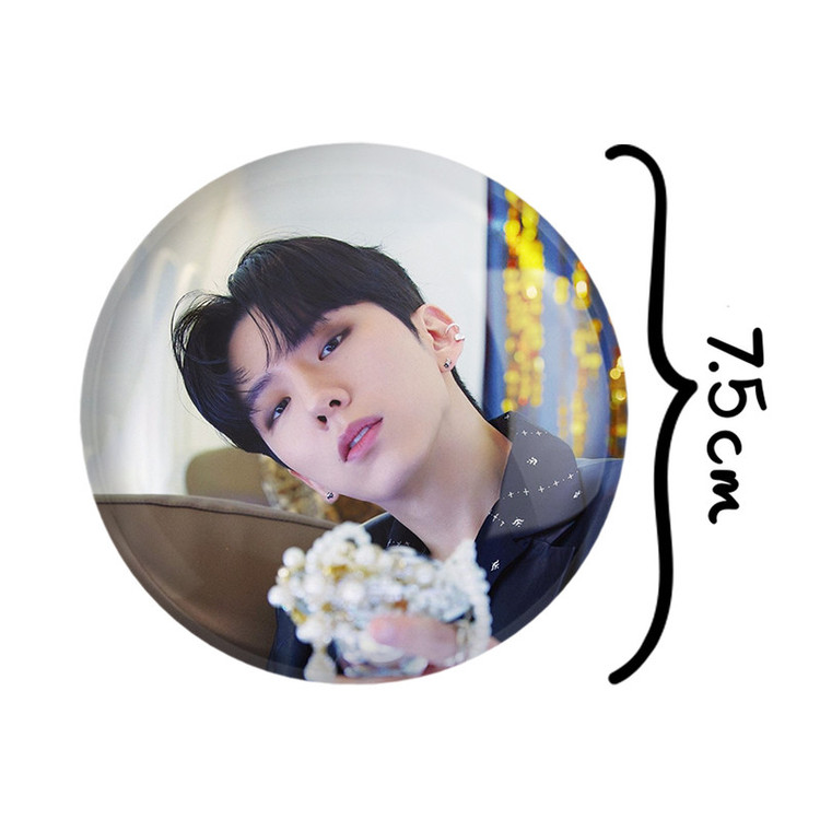 آینه جیبی خندالو طرح کیهیون گروه مانستا اکس MONSTA X مدل تاشو کد 21154